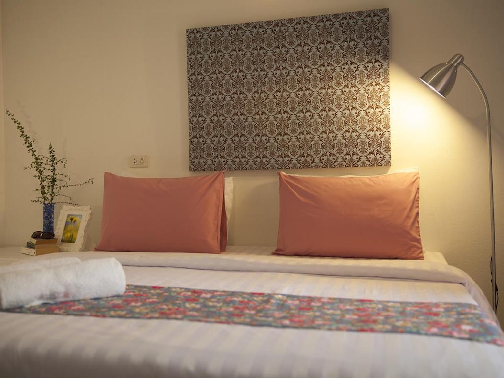 Bed and Breakfast Les Fleurs House Khao Lak Zimmer foto